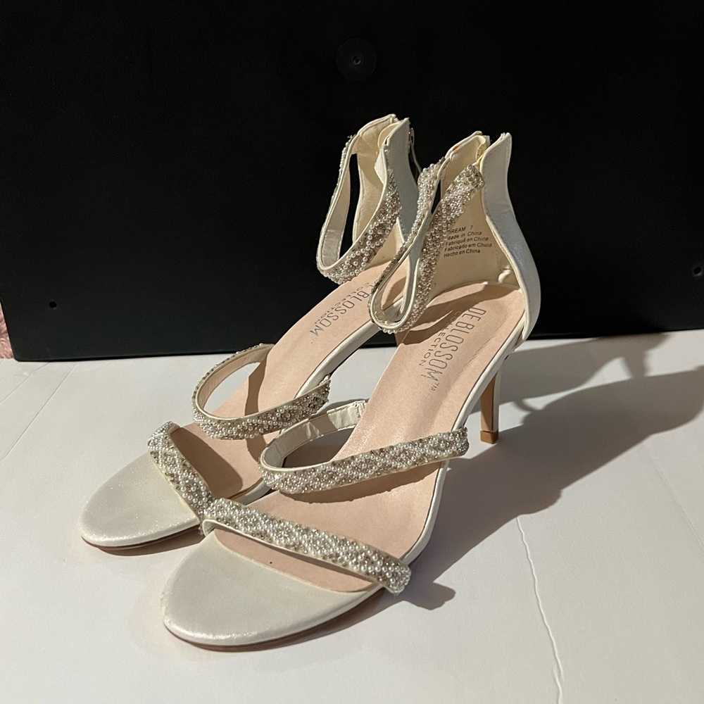 De Bloom Collection size 7 Sandals